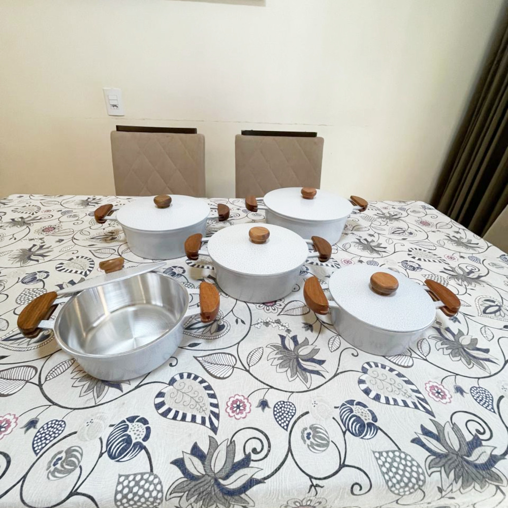 Jogo 5 peças Panelas de Aluminio Fundido Tampa Pesada Gelo Diamante